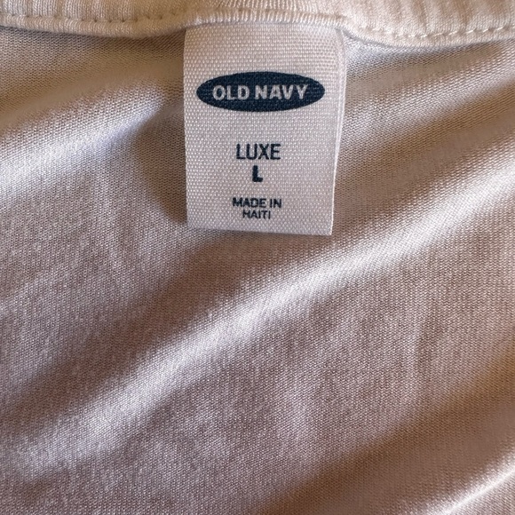 Old Navy White V-Neck Short Sleeve Tee - Picture 2 of 4